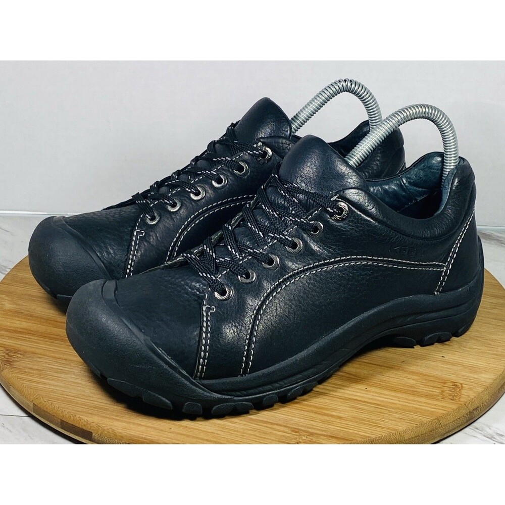 Keen Women's Briggs Black Leather Size 9